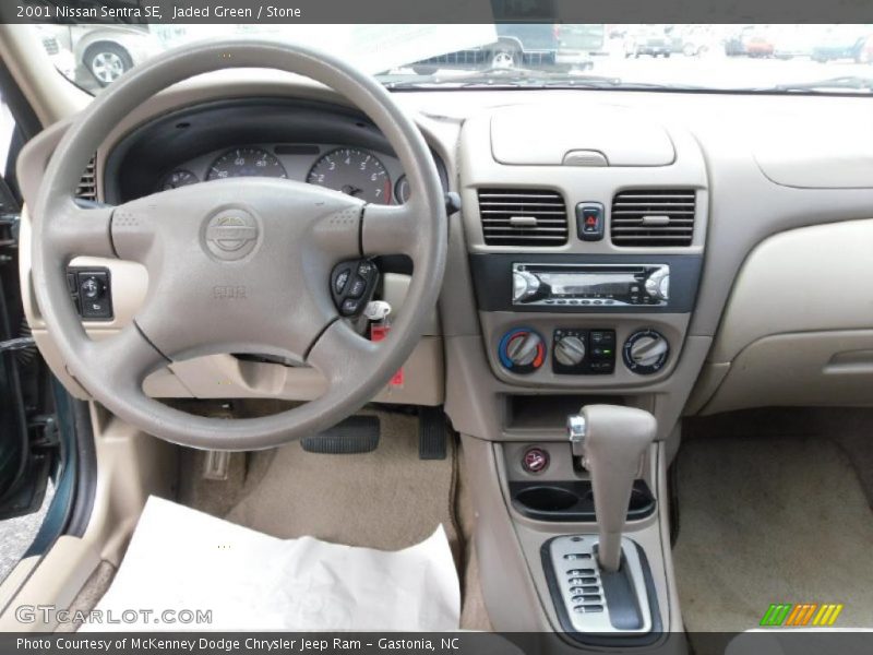 Jaded Green / Stone 2001 Nissan Sentra SE