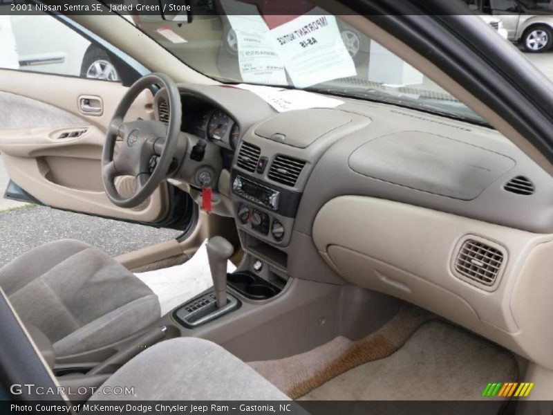 Jaded Green / Stone 2001 Nissan Sentra SE