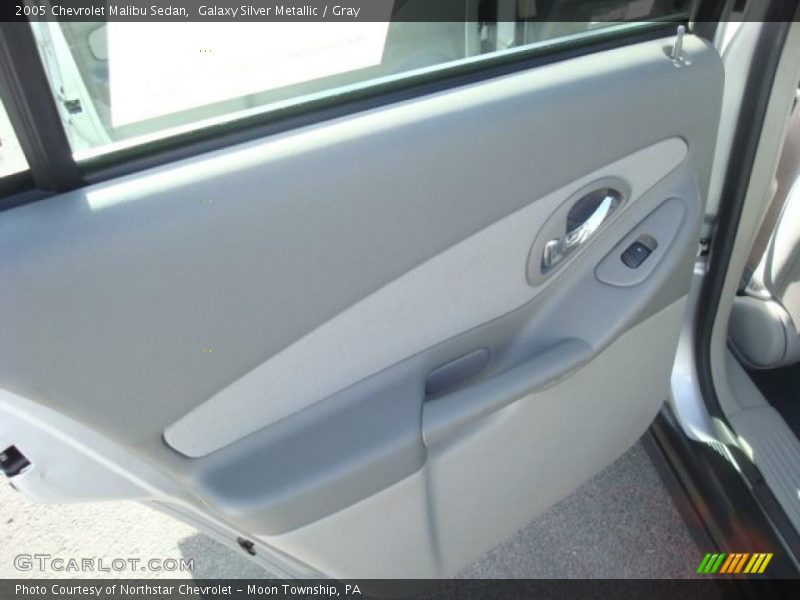 Galaxy Silver Metallic / Gray 2005 Chevrolet Malibu Sedan