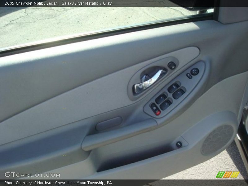 Galaxy Silver Metallic / Gray 2005 Chevrolet Malibu Sedan