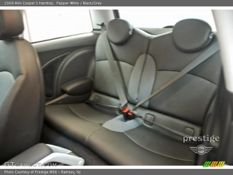 Pepper White / Black/Grey 2009 Mini Cooper S Hardtop