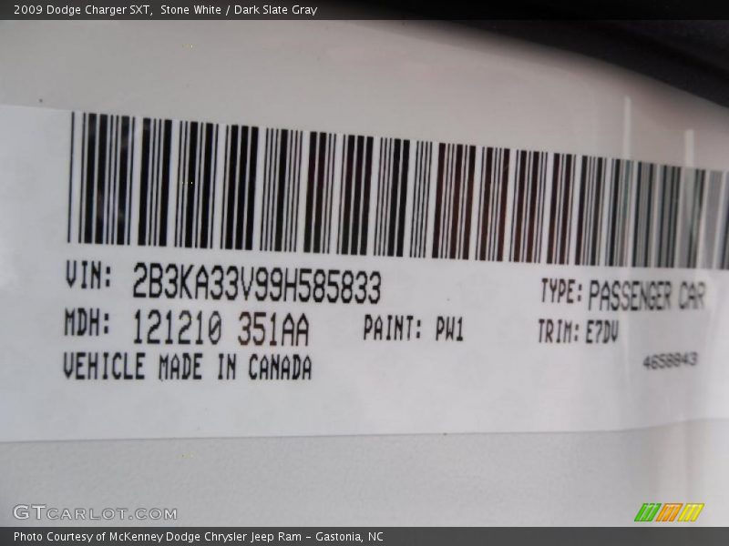Stone White / Dark Slate Gray 2009 Dodge Charger SXT