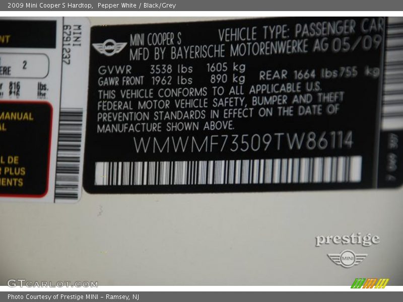 Pepper White / Black/Grey 2009 Mini Cooper S Hardtop