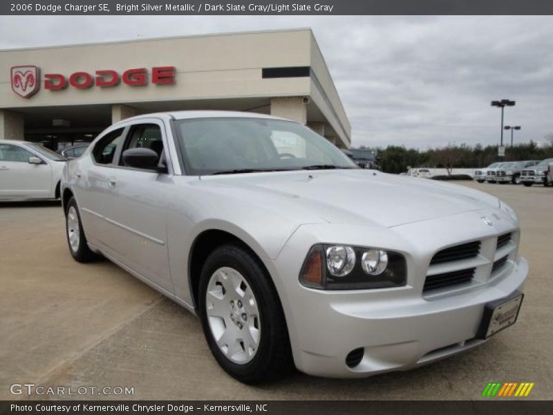 Bright Silver Metallic / Dark Slate Gray/Light Slate Gray 2006 Dodge Charger SE