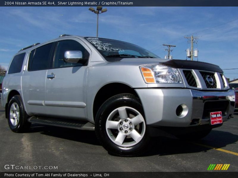 Silver Lightning Metallic / Graphite/Titanium 2004 Nissan Armada SE 4x4