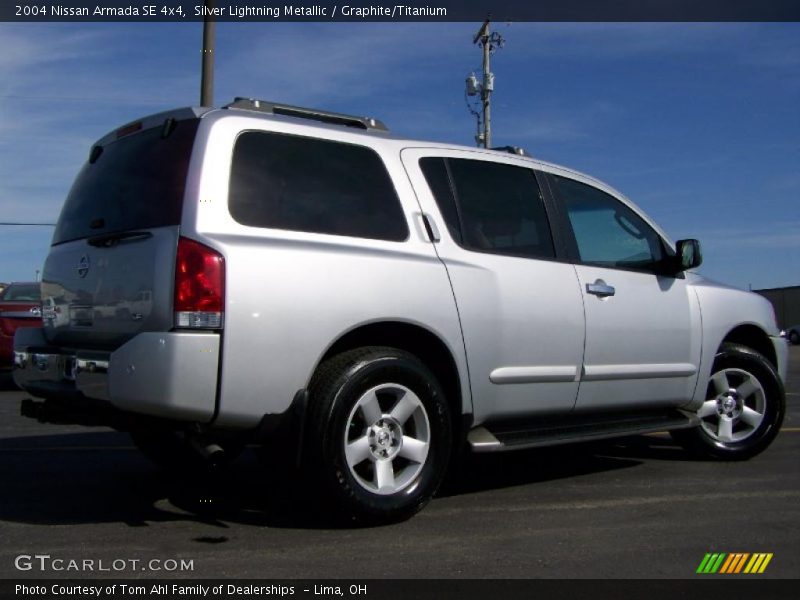 Silver Lightning Metallic / Graphite/Titanium 2004 Nissan Armada SE 4x4
