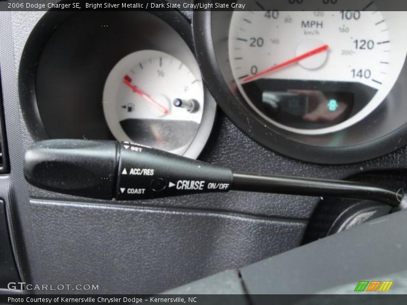 Bright Silver Metallic / Dark Slate Gray/Light Slate Gray 2006 Dodge Charger SE