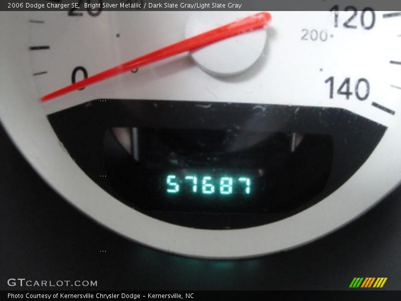 Bright Silver Metallic / Dark Slate Gray/Light Slate Gray 2006 Dodge Charger SE