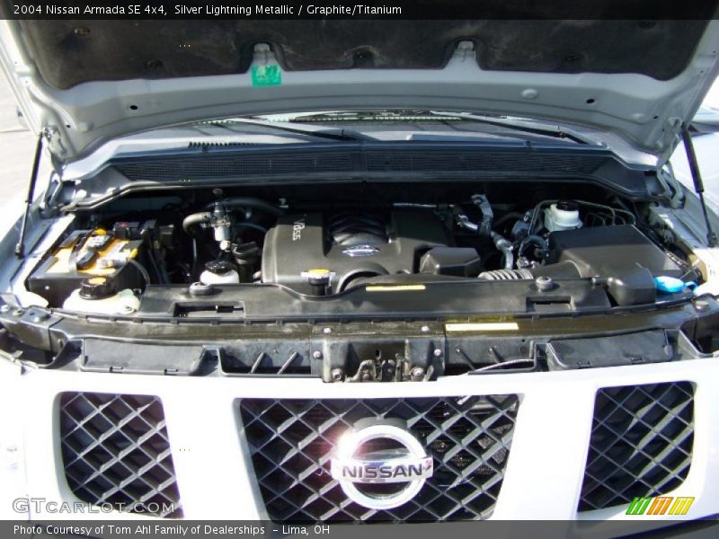 Silver Lightning Metallic / Graphite/Titanium 2004 Nissan Armada SE 4x4