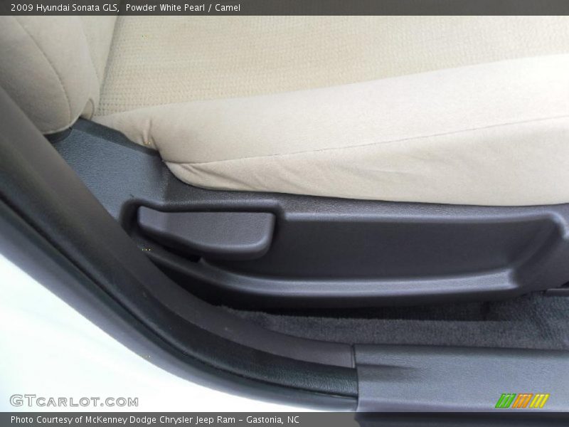 Powder White Pearl / Camel 2009 Hyundai Sonata GLS