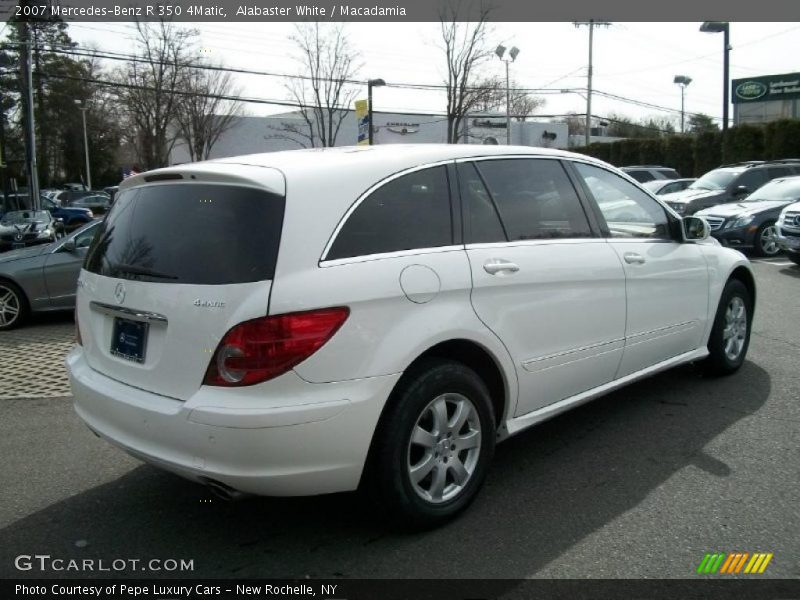 Alabaster White / Macadamia 2007 Mercedes-Benz R 350 4Matic
