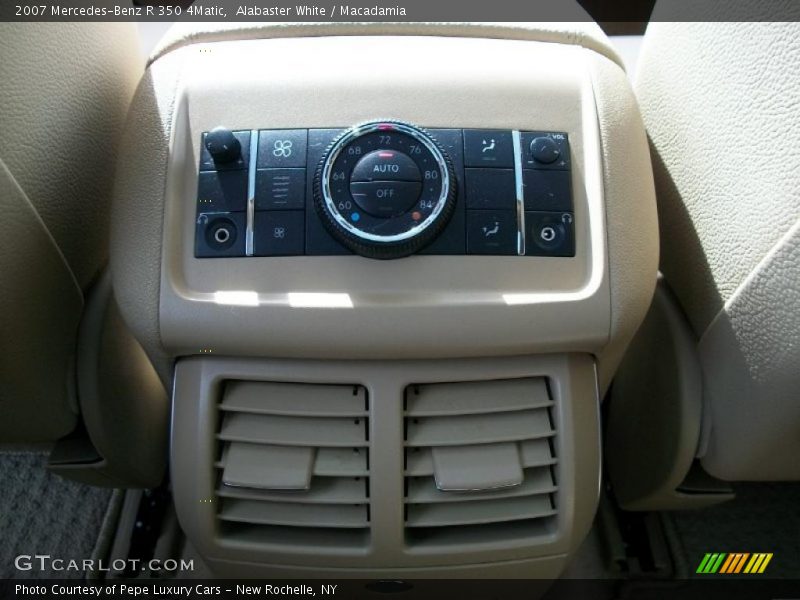 Alabaster White / Macadamia 2007 Mercedes-Benz R 350 4Matic