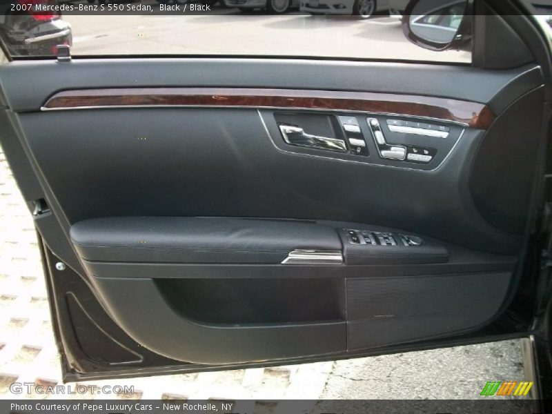 Black / Black 2007 Mercedes-Benz S 550 Sedan