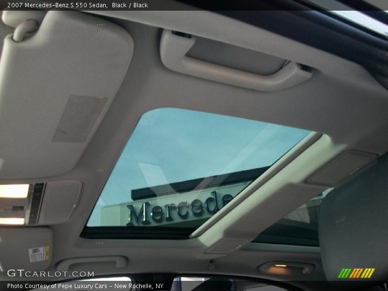 Black / Black 2007 Mercedes-Benz S 550 Sedan