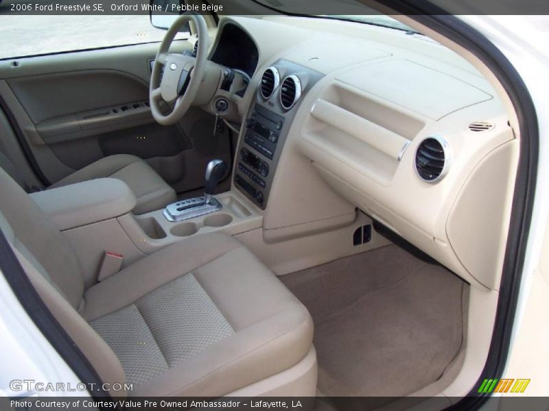 Oxford White / Pebble Beige 2006 Ford Freestyle SE