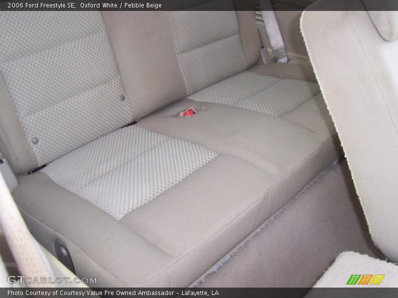 Oxford White / Pebble Beige 2006 Ford Freestyle SE