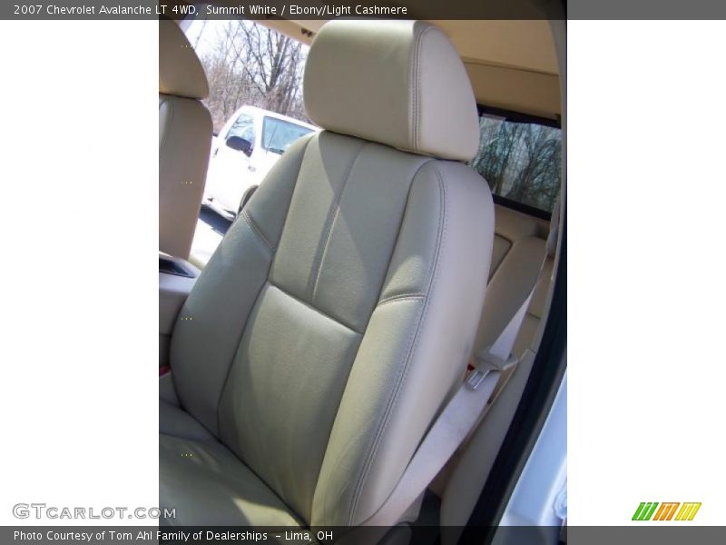 Summit White / Ebony/Light Cashmere 2007 Chevrolet Avalanche LT 4WD