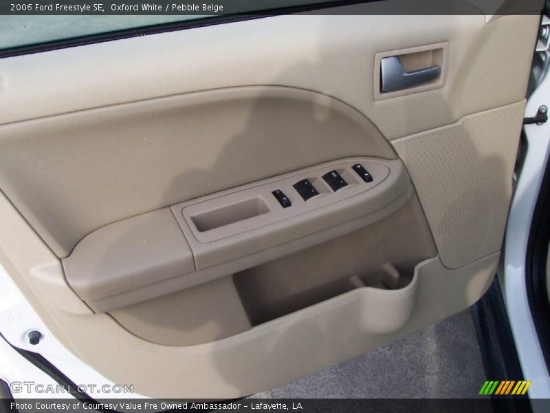 Oxford White / Pebble Beige 2006 Ford Freestyle SE