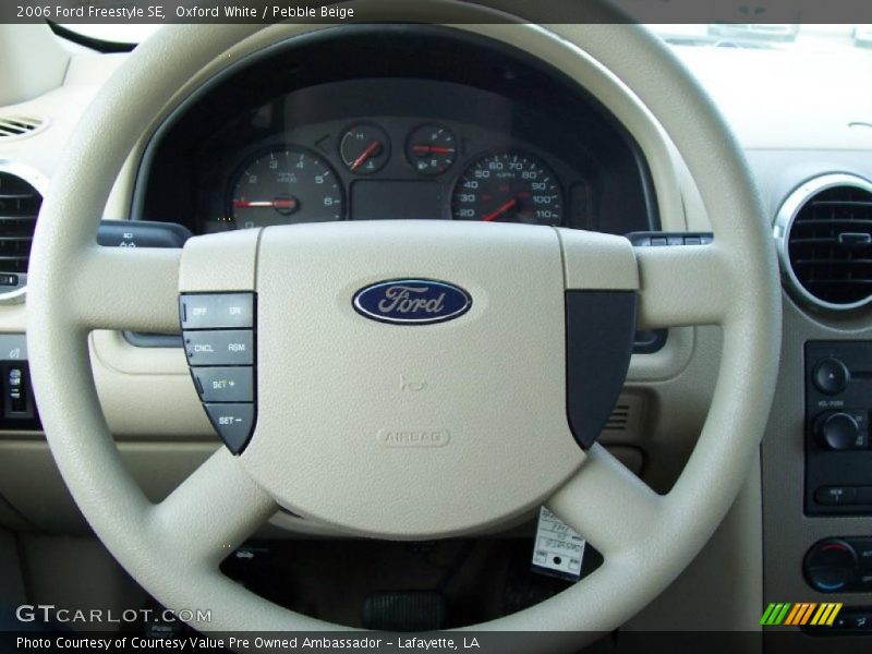 Oxford White / Pebble Beige 2006 Ford Freestyle SE