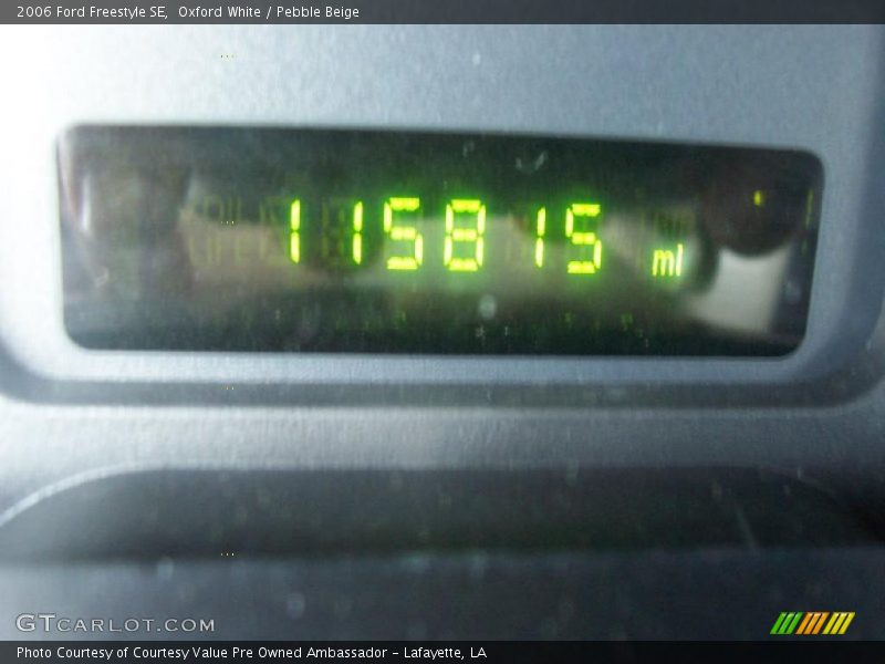 Oxford White / Pebble Beige 2006 Ford Freestyle SE
