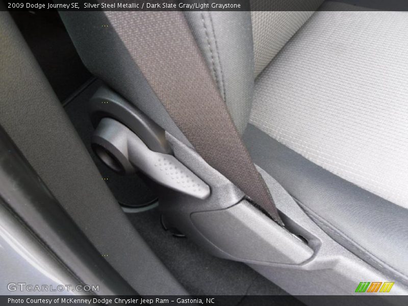 Silver Steel Metallic / Dark Slate Gray/Light Graystone 2009 Dodge Journey SE