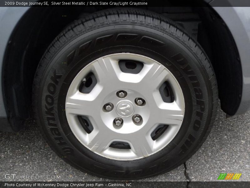 Silver Steel Metallic / Dark Slate Gray/Light Graystone 2009 Dodge Journey SE