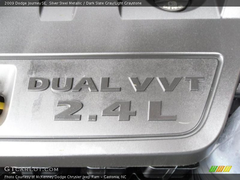 Silver Steel Metallic / Dark Slate Gray/Light Graystone 2009 Dodge Journey SE