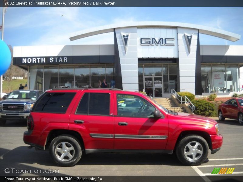 Victory Red / Dark Pewter 2002 Chevrolet TrailBlazer LS 4x4