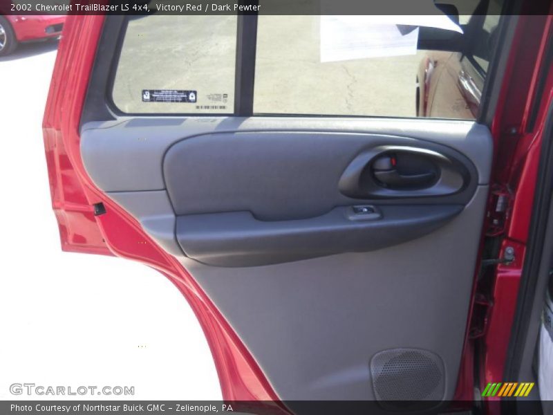 Victory Red / Dark Pewter 2002 Chevrolet TrailBlazer LS 4x4