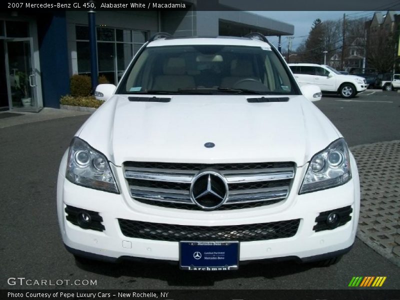 Alabaster White / Macadamia 2007 Mercedes-Benz GL 450