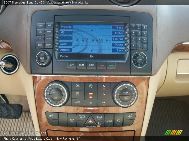 Alabaster White / Macadamia 2007 Mercedes-Benz GL 450