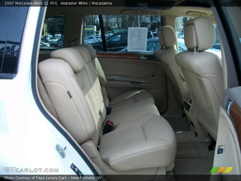 Alabaster White / Macadamia 2007 Mercedes-Benz GL 450