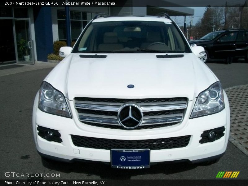 Alabaster White / Macadamia 2007 Mercedes-Benz GL 450