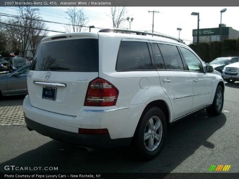 Alabaster White / Macadamia 2007 Mercedes-Benz GL 450