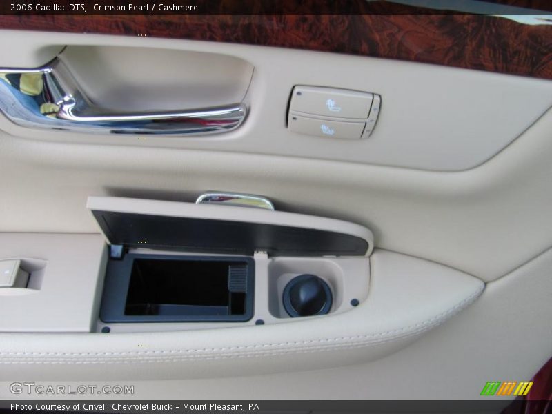 Crimson Pearl / Cashmere 2006 Cadillac DTS
