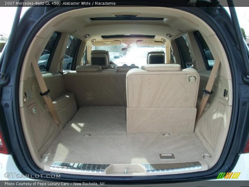 Alabaster White / Macadamia 2007 Mercedes-Benz GL 450