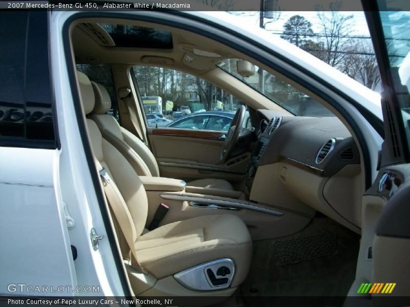 Alabaster White / Macadamia 2007 Mercedes-Benz GL 450