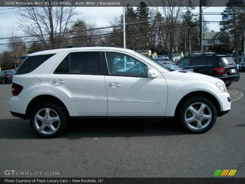Arctic White / Macadamia 2008 Mercedes-Benz ML 350 4Matic