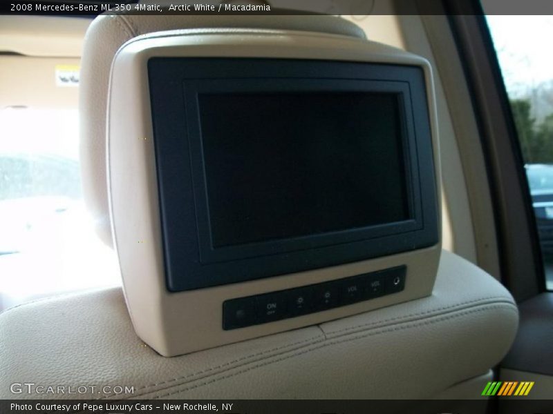 Arctic White / Macadamia 2008 Mercedes-Benz ML 350 4Matic