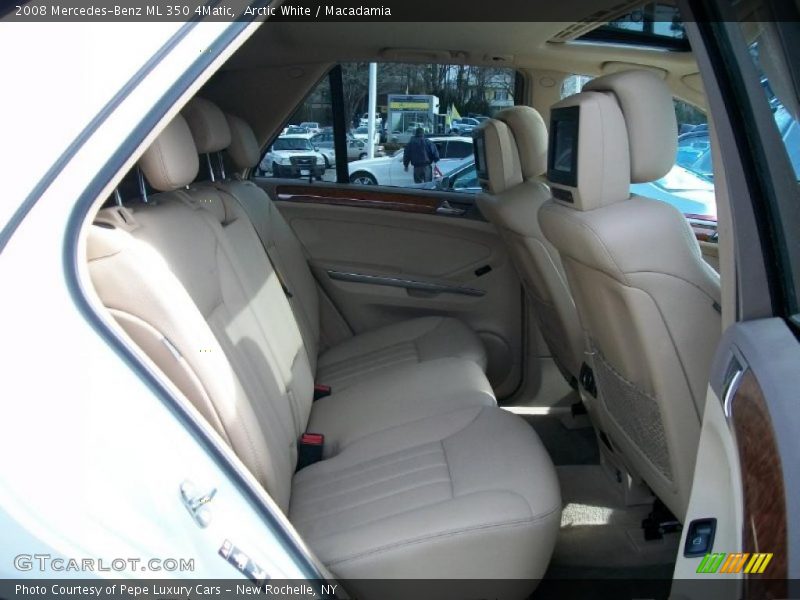 Arctic White / Macadamia 2008 Mercedes-Benz ML 350 4Matic