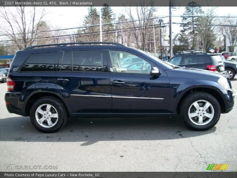 Black / Macadamia 2007 Mercedes-Benz GL 450