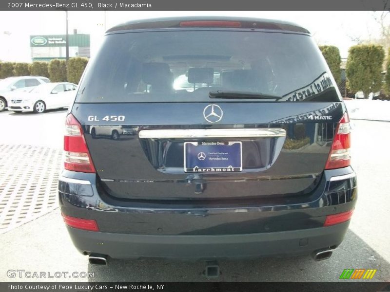 Black / Macadamia 2007 Mercedes-Benz GL 450