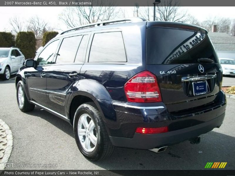 Black / Macadamia 2007 Mercedes-Benz GL 450
