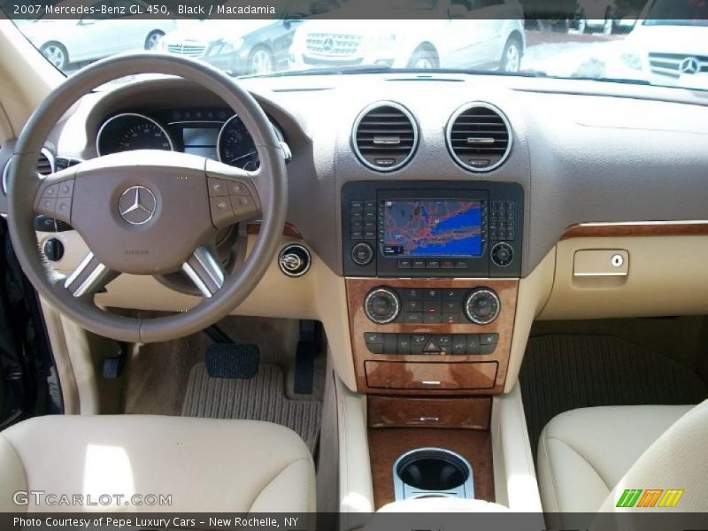 Black / Macadamia 2007 Mercedes-Benz GL 450