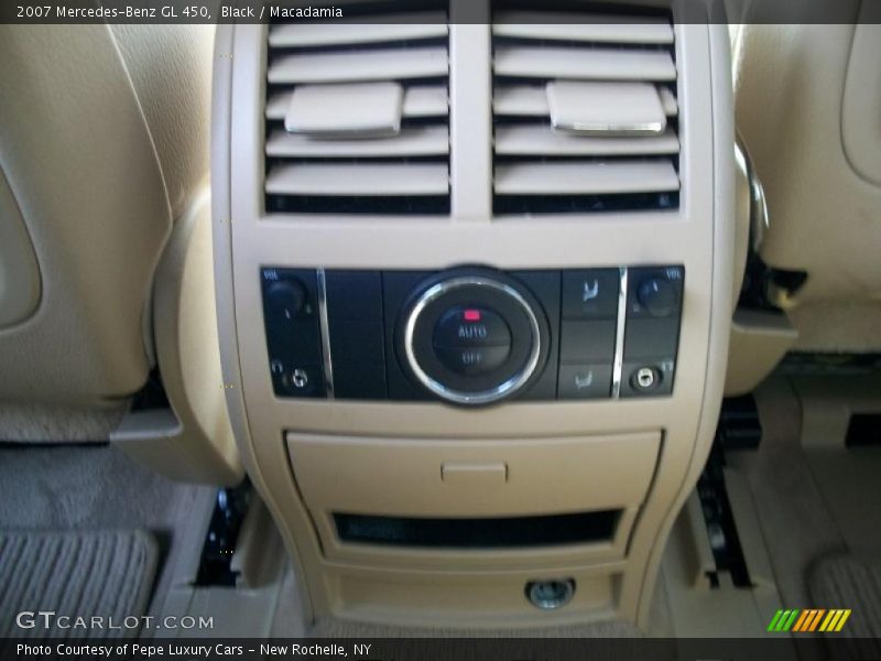 Black / Macadamia 2007 Mercedes-Benz GL 450