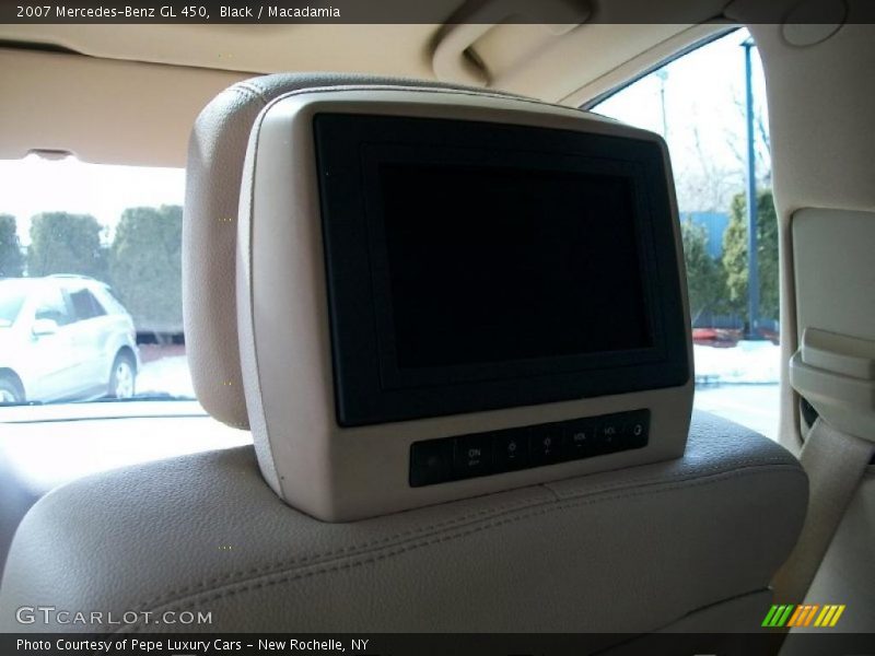 Black / Macadamia 2007 Mercedes-Benz GL 450