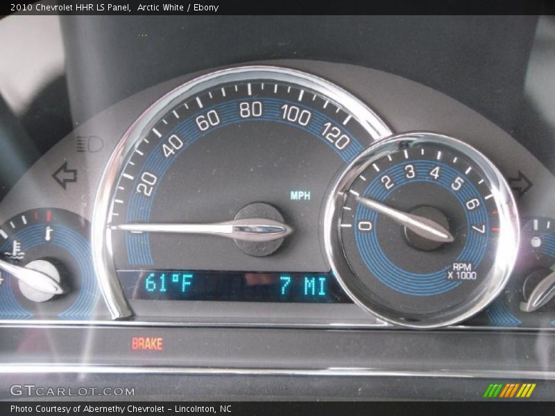 Arctic White / Ebony 2010 Chevrolet HHR LS Panel