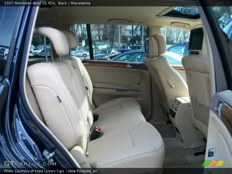 Black / Macadamia 2007 Mercedes-Benz GL 450