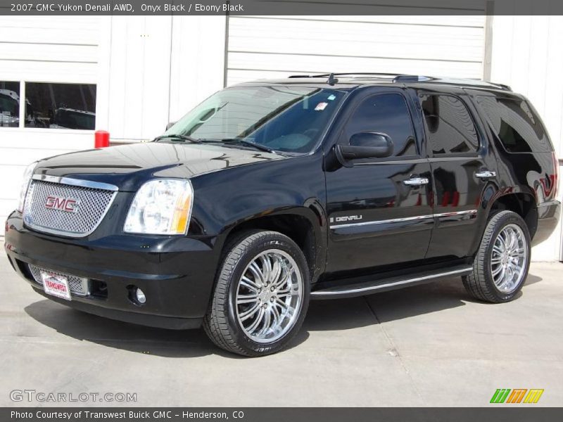 Onyx Black / Ebony Black 2007 GMC Yukon Denali AWD