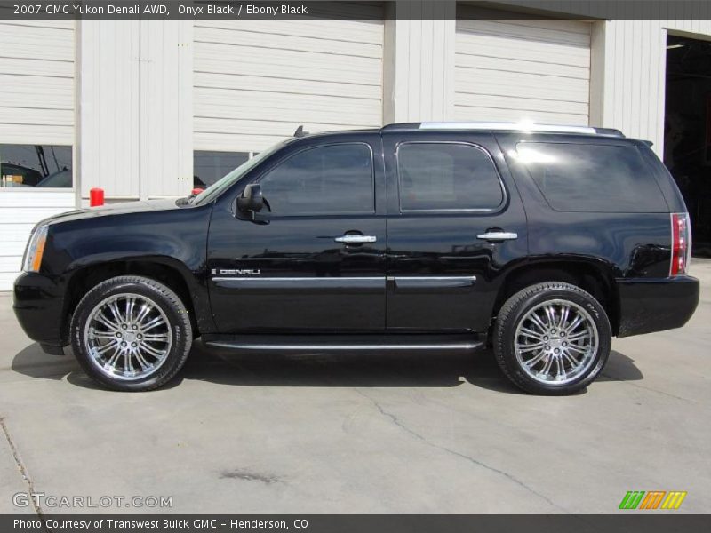 Onyx Black / Ebony Black 2007 GMC Yukon Denali AWD